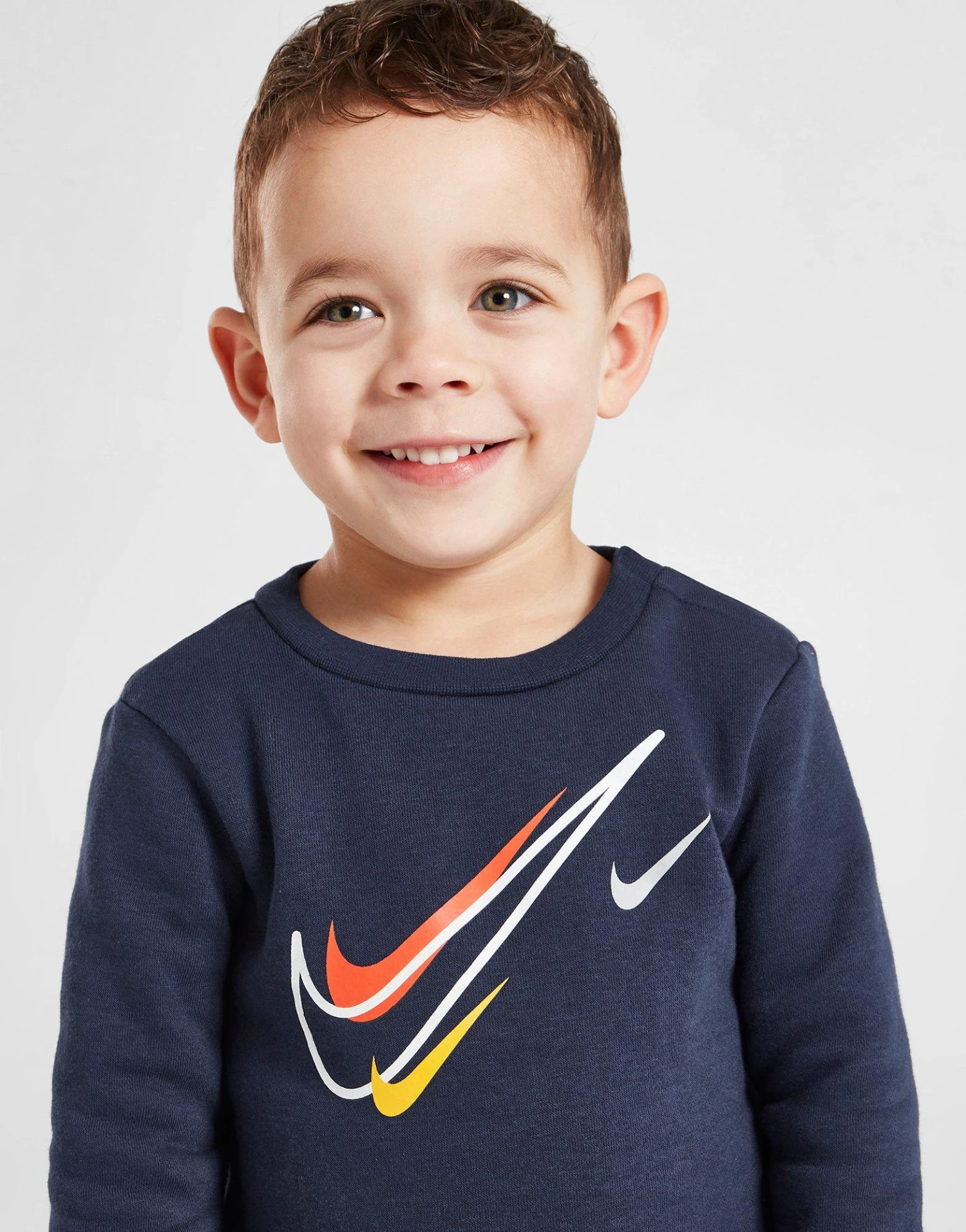 Nike Ensemble De Survêtement Cargo Swoosh Bébé 2 Nike Ensemble De Survêtement Cargo Swoosh Bébé – Image 2