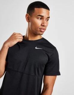Nike Breathe T-Shirt