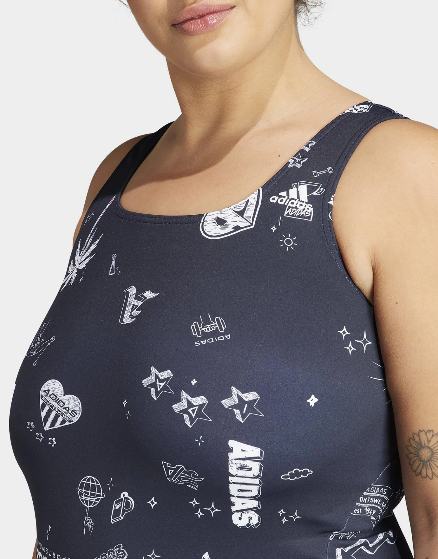 Adidas Maillot De Bain Brand Love Franchise (Grandes Tailles) 4 Adidas Maillot De Bain Brand Love Franchise (Grandes Tailles) – Image 4